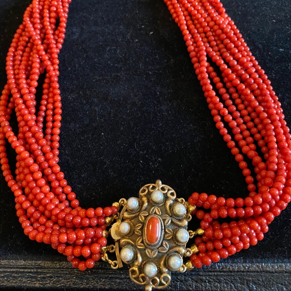 Italian Renaissance inspired coral choker